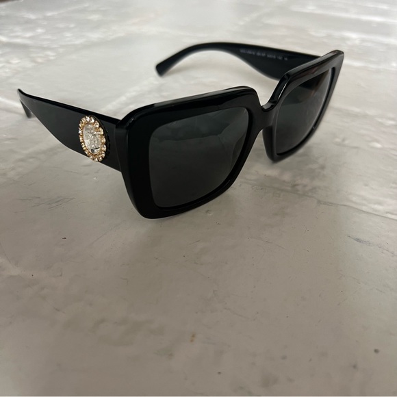 Versace Mod-4384-B Black Sunglasses - Picture 11 of 15